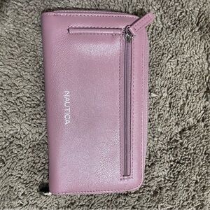 Nautica Mauve Zippered Wallet